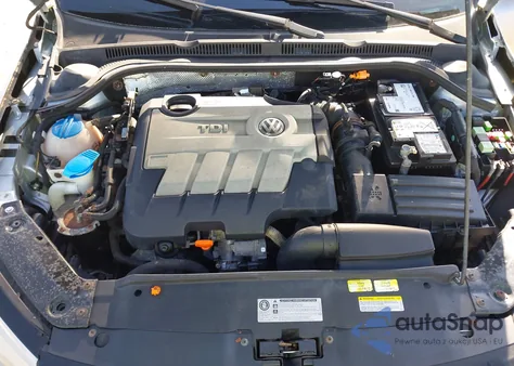 2013 Volkswagen Jetta 2.0L Tdi из США, поврежденный, VIN 3VWLL7AJ0DM385077